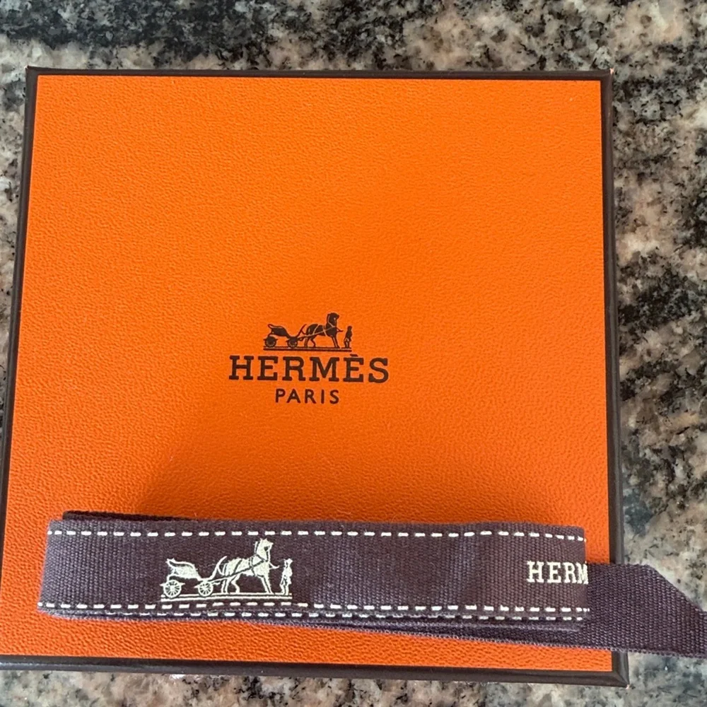 Hermes Feux D’artifice Vintage Enamel Bangle - Picture 13 of 13